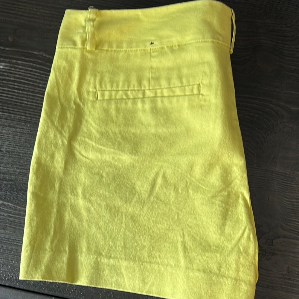 Banana Republic Ryan Fit Shorts. NWOT!